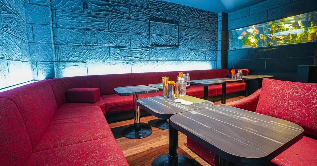 船橋ヴェルージュのメインフロア（店内内装）