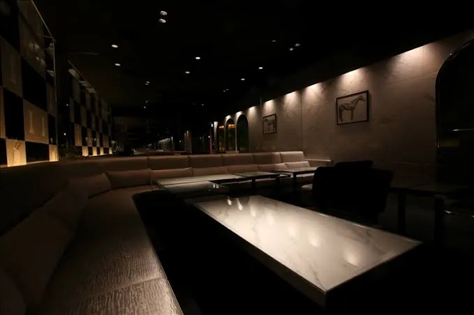 ビゼ池袋店内画像2