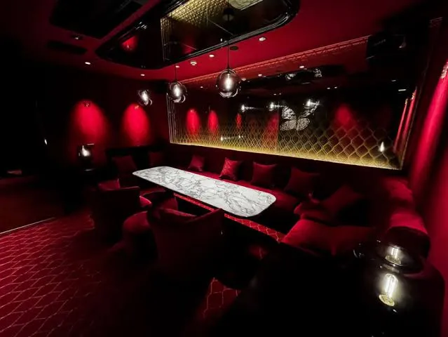 ビゼ新宿店内画像4