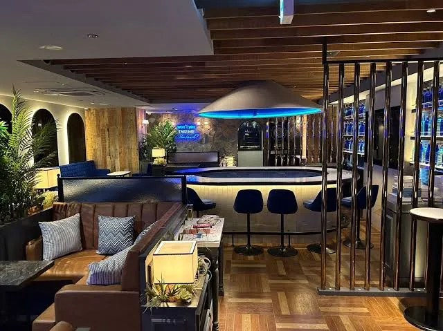 ミーツバー店内画像5