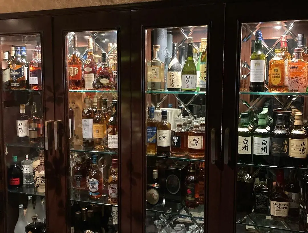 ロイヤルガーデン店内画像