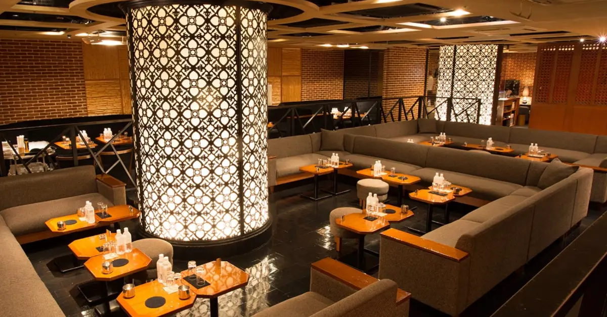 新宿 歌舞伎町 アジアンクラブ店内写真