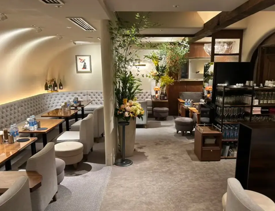 銀座モネ 店内写真