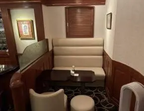 ぷらてぃーな店内画像