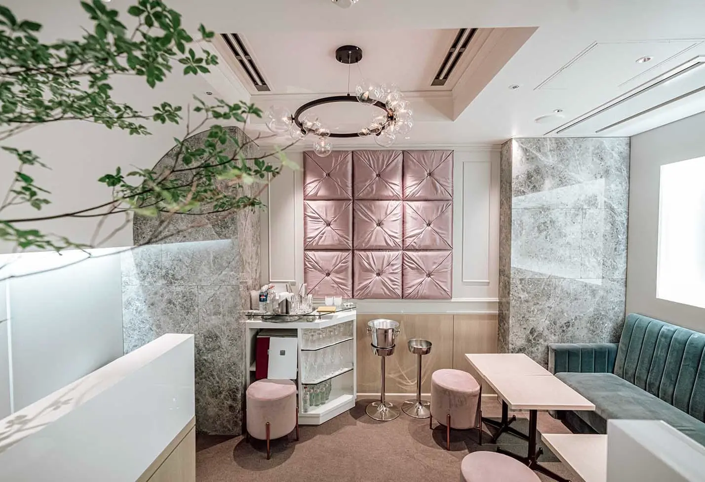 ブレアドゥー店内画像