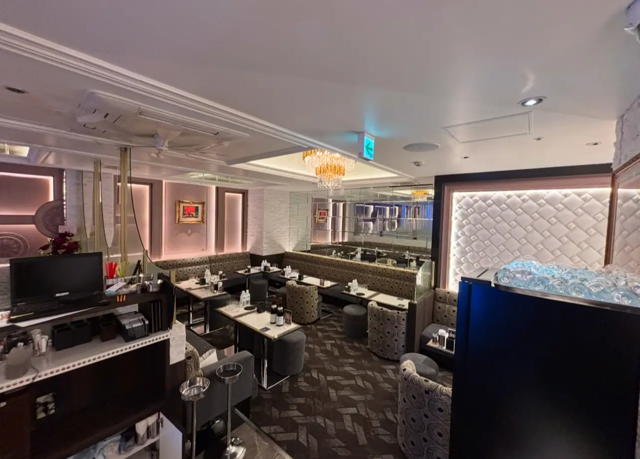 銀座77 店内写真