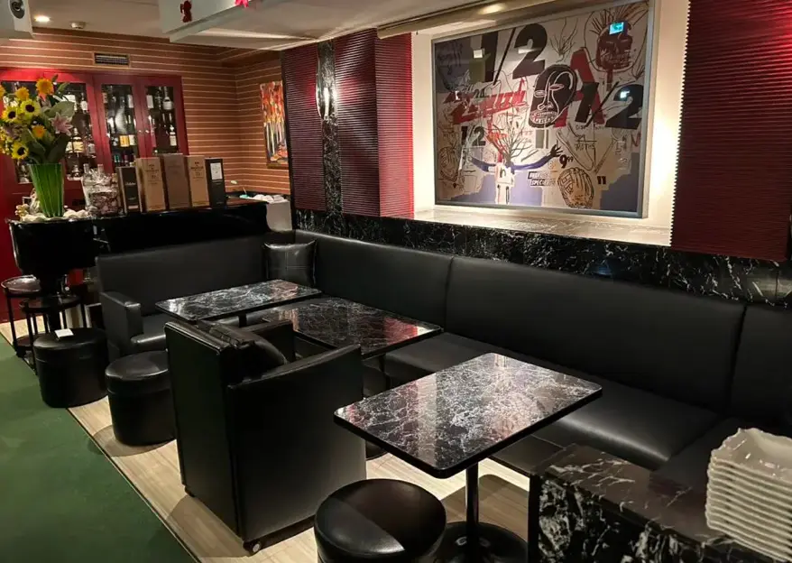 銀座りぼん 店内写真