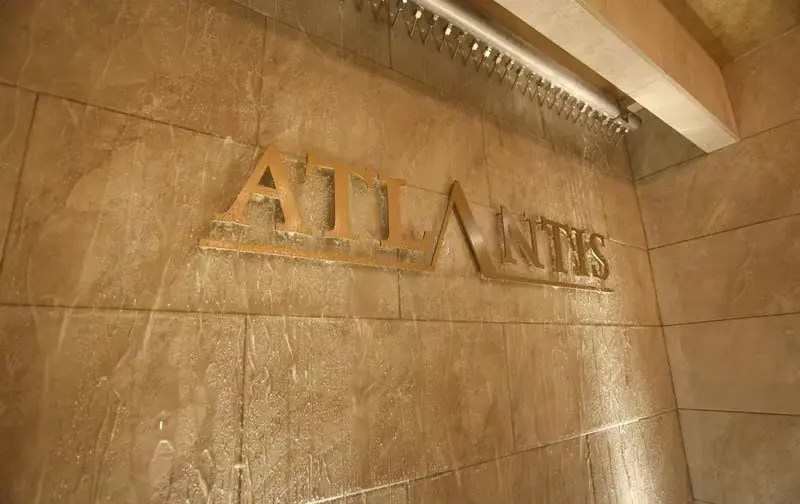 上野アトランティス店内画像