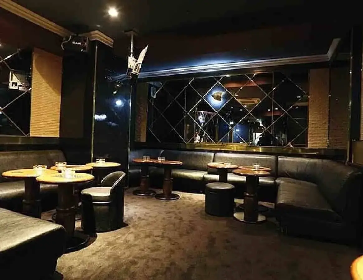 門前仲町ゼスト店内画像