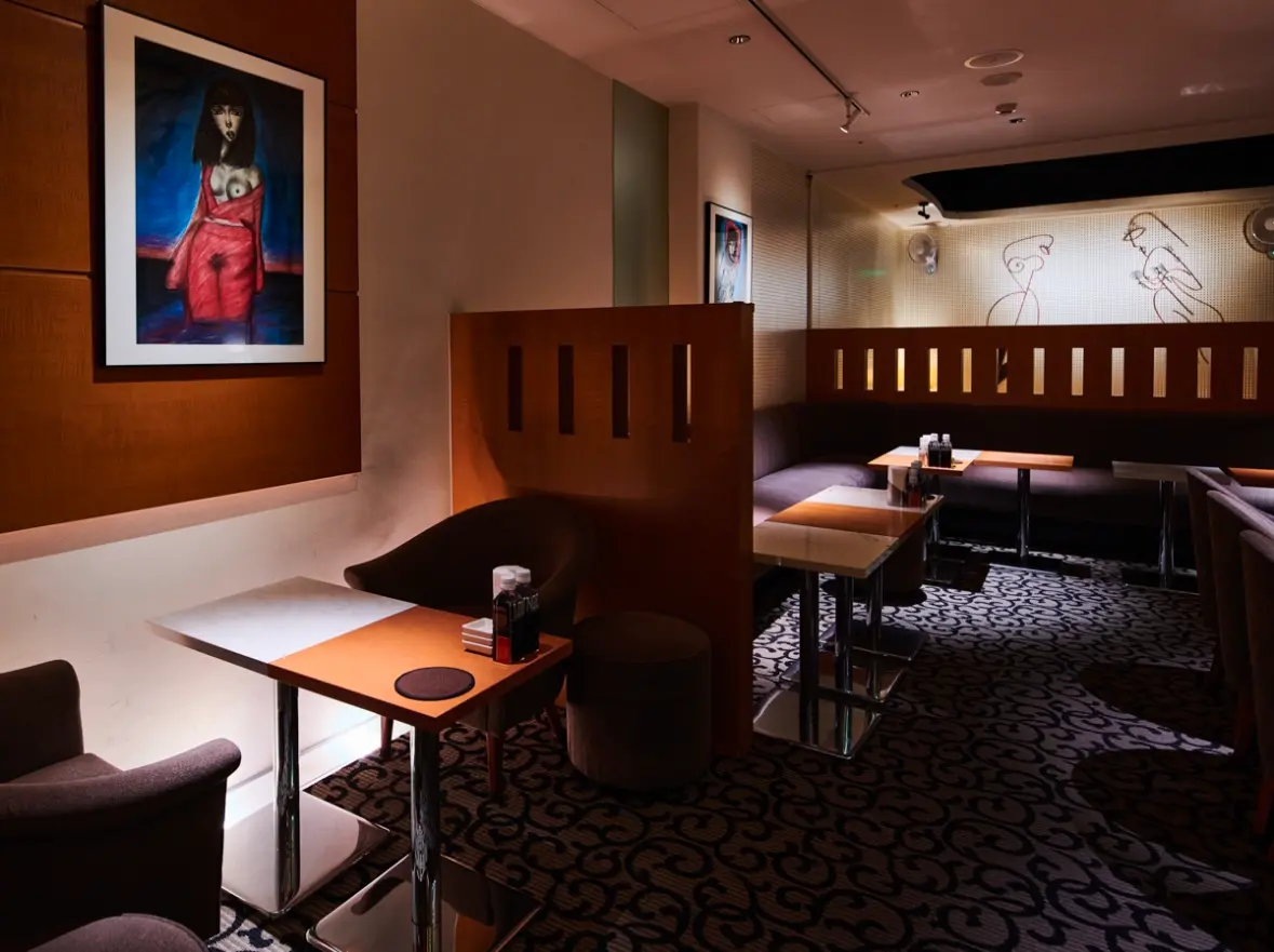 銀座サロン店内画像