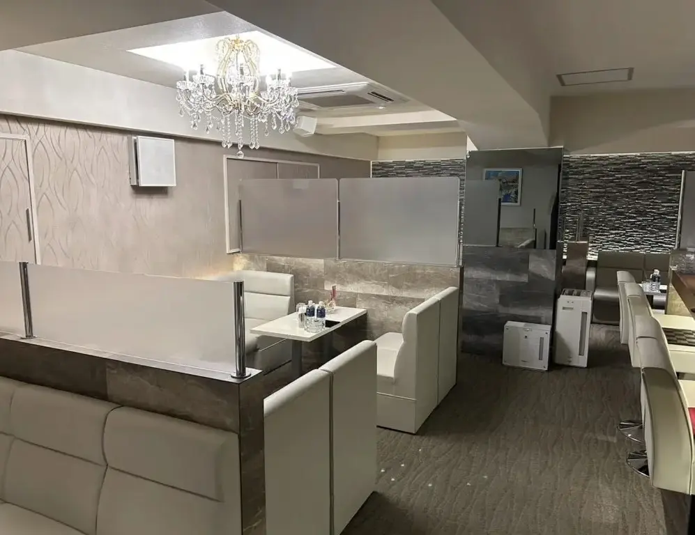 銀座梟店内写真