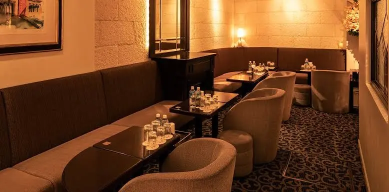 銀座銀花店内写真