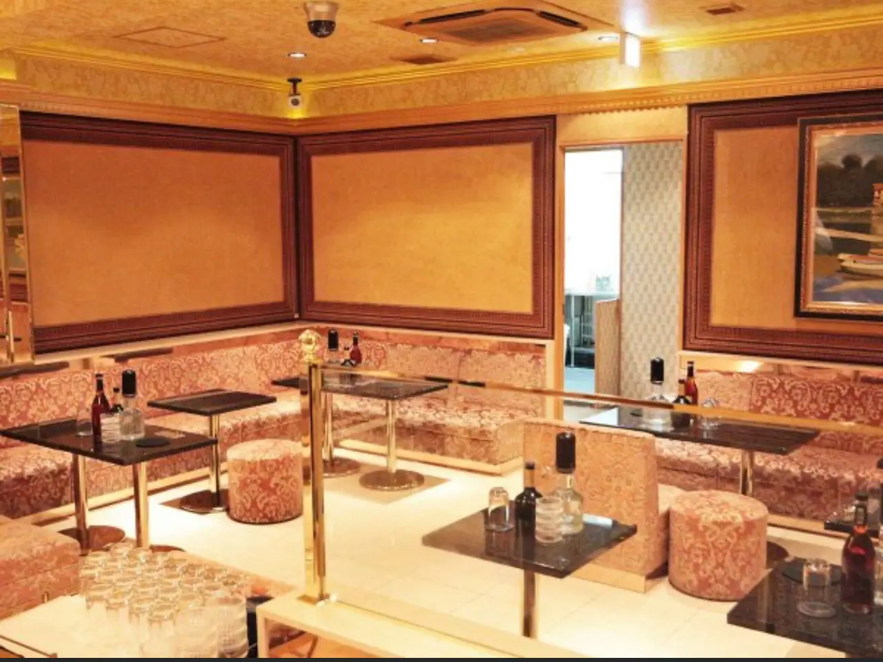 船橋セリーヌ 店内写真