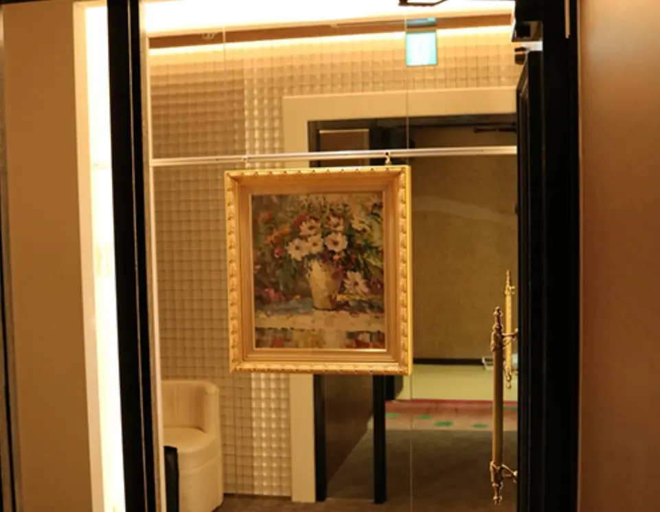 銀座ワン店内写真