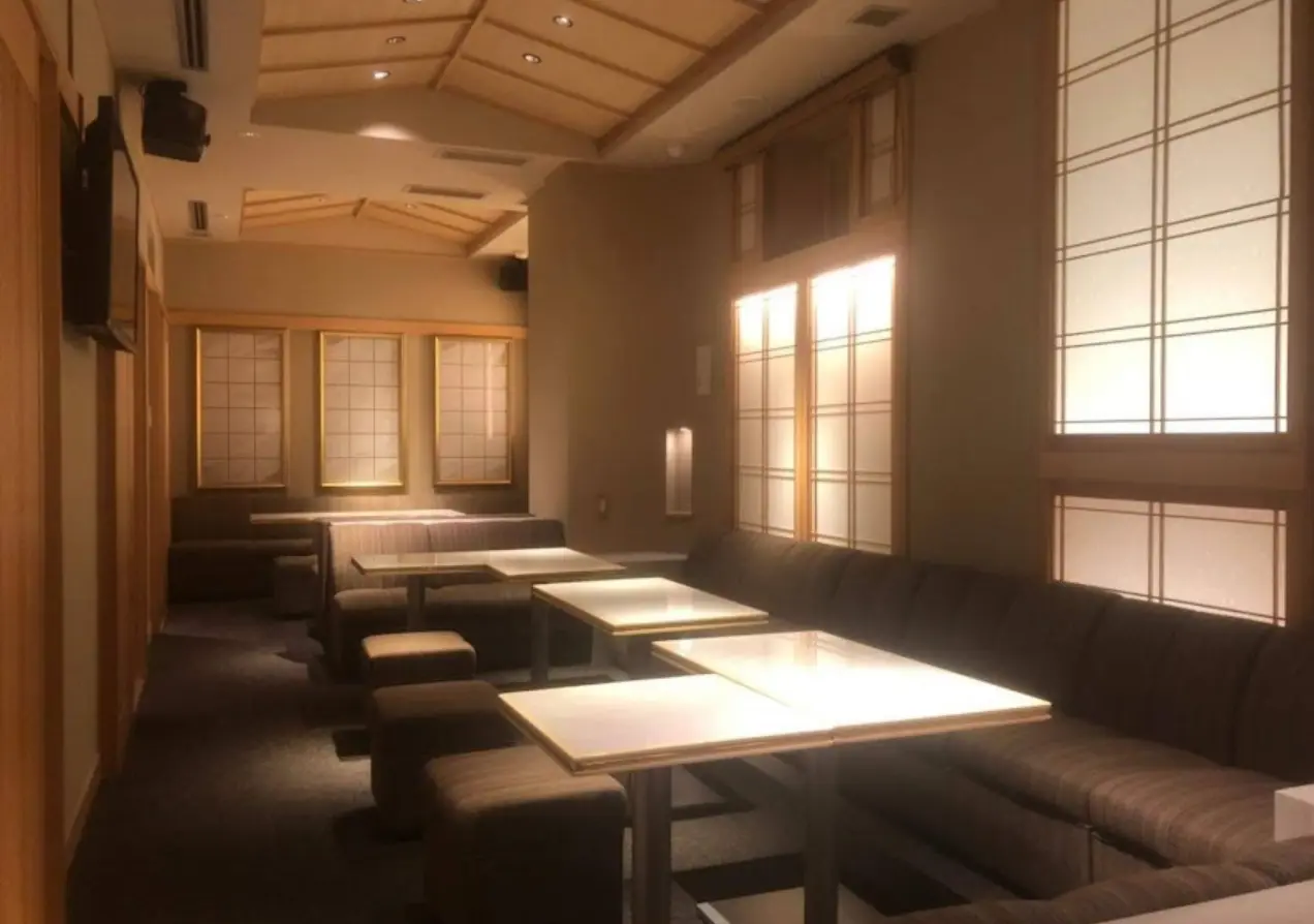 上野六乃華 店内写真