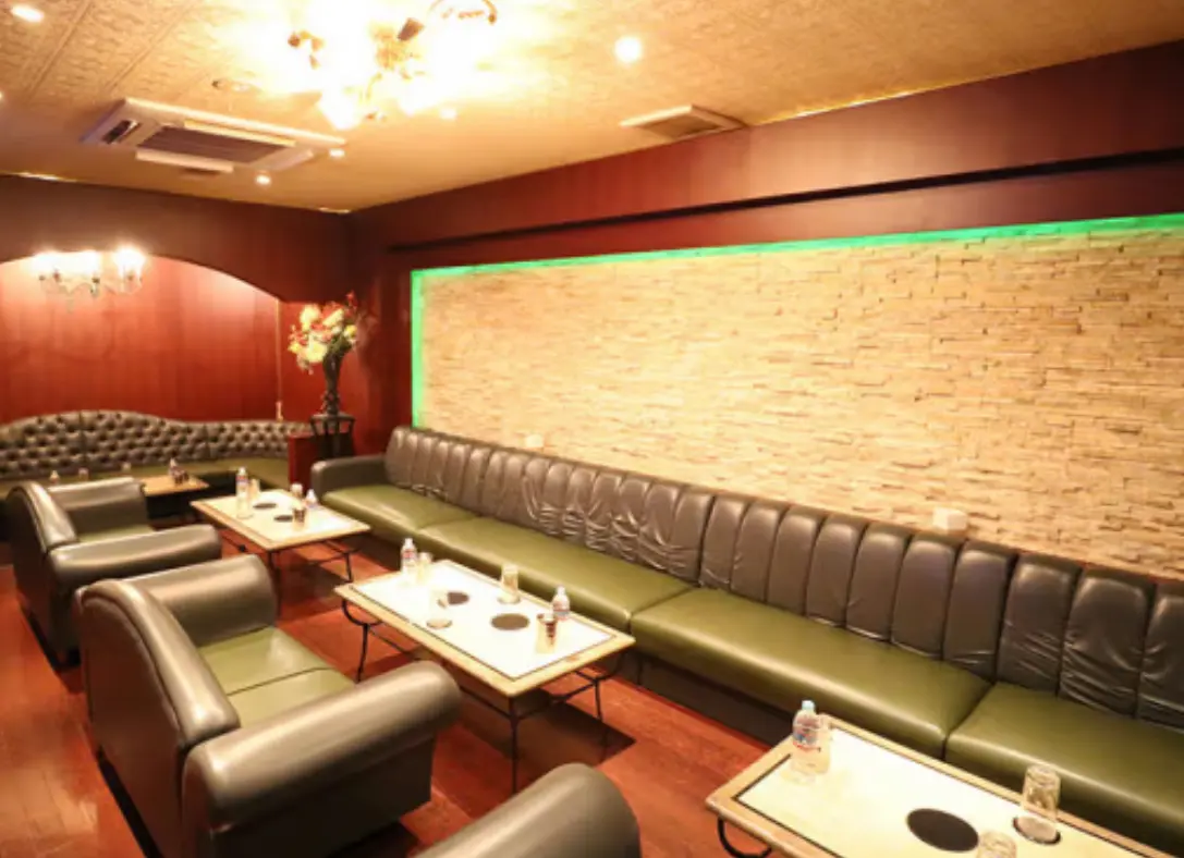 上野リップル 店内写真