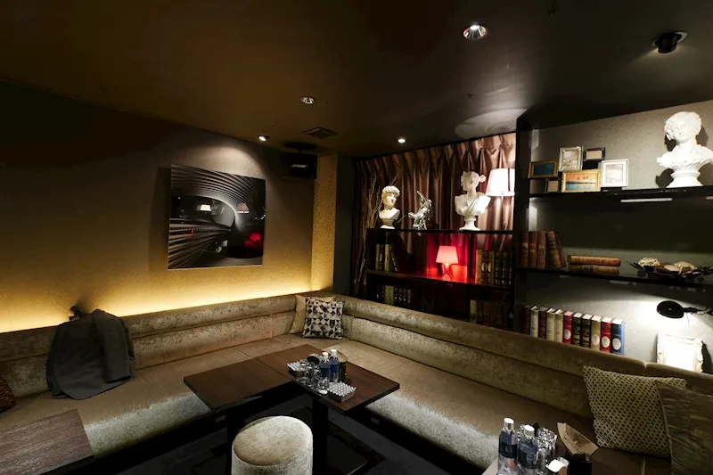 調布オブロングラウンジ 店内写真