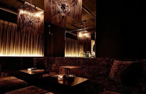 西麻布24ラウンジ　店内写真