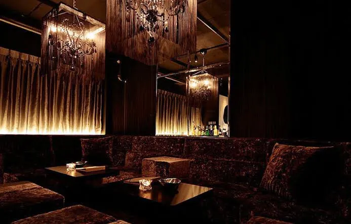 西麻布24ラウンジ　店内写真