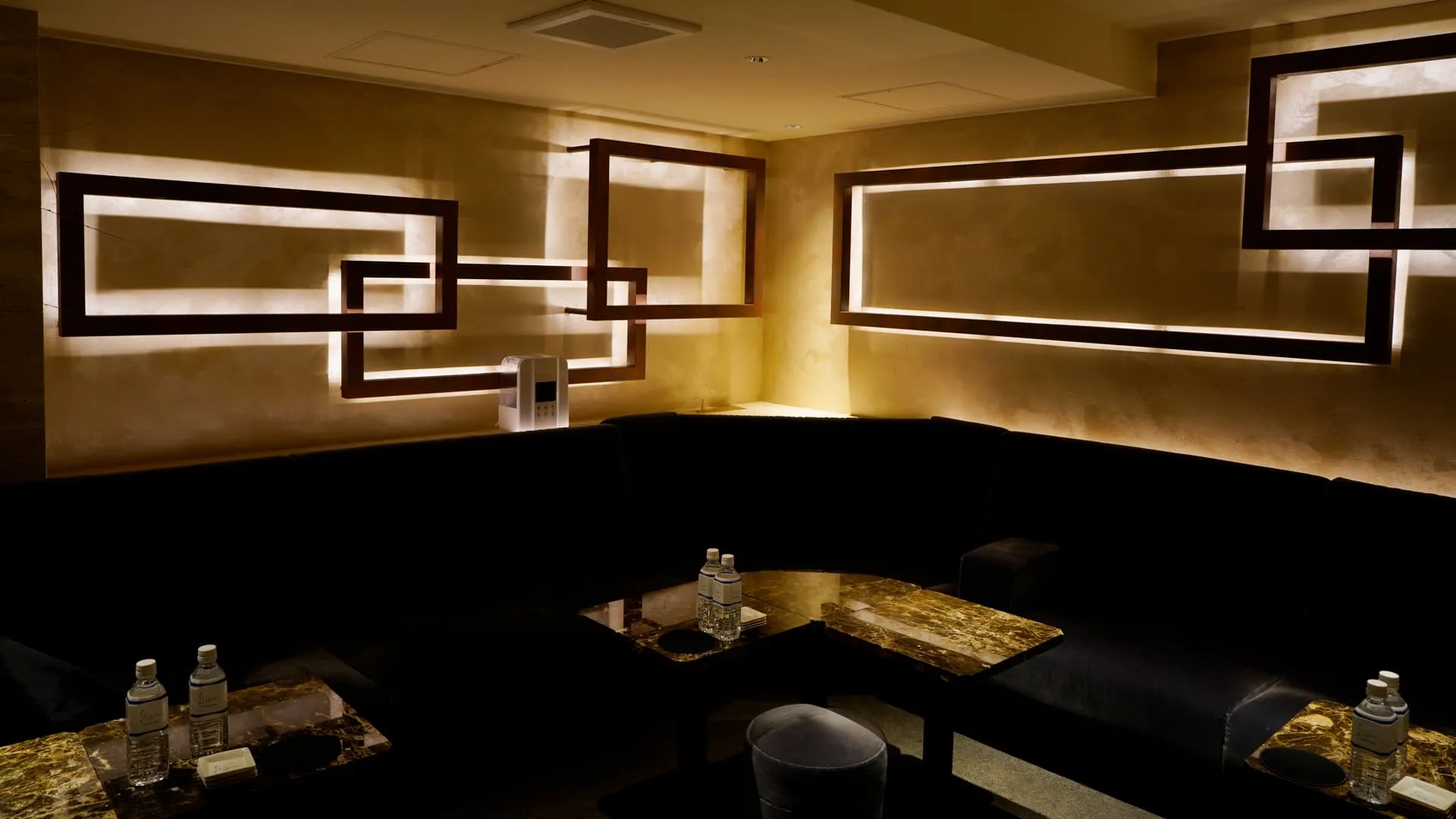 銀座シレーヌ店内画像1