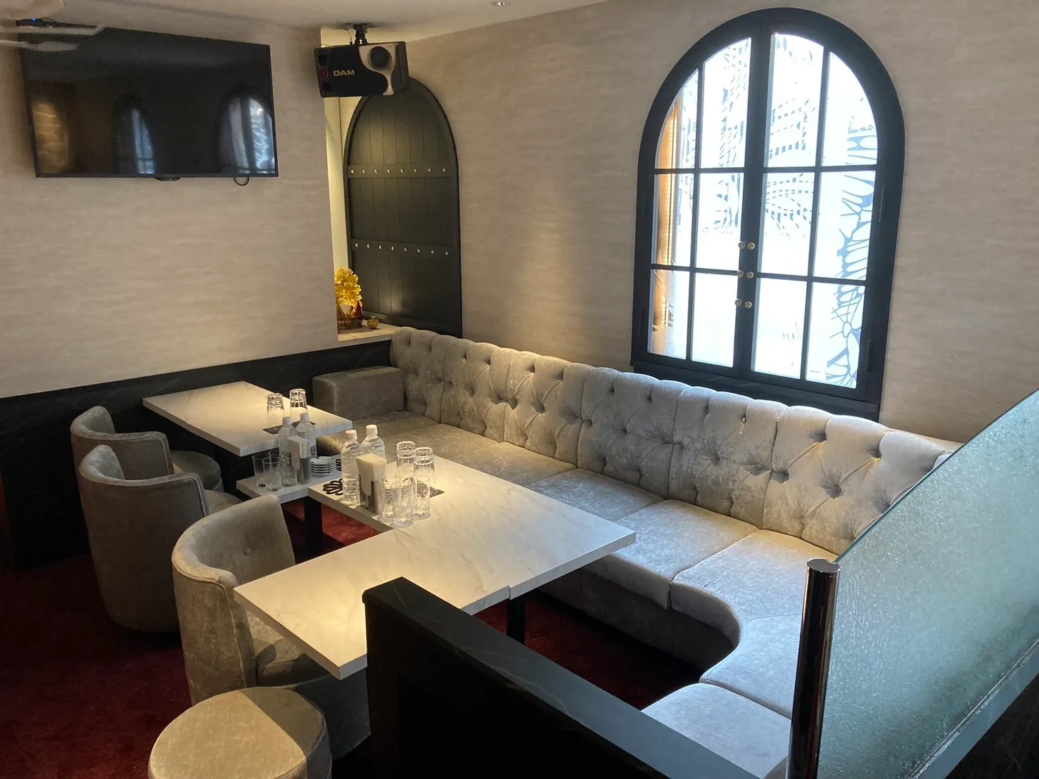 エマージュ店内画像6