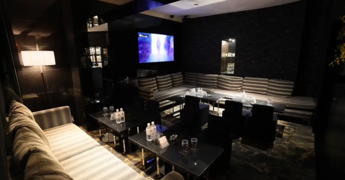 新宿歌舞伎町ソロモンのセカンドVIPルーム（店内内装） - キャバクラ体入求人