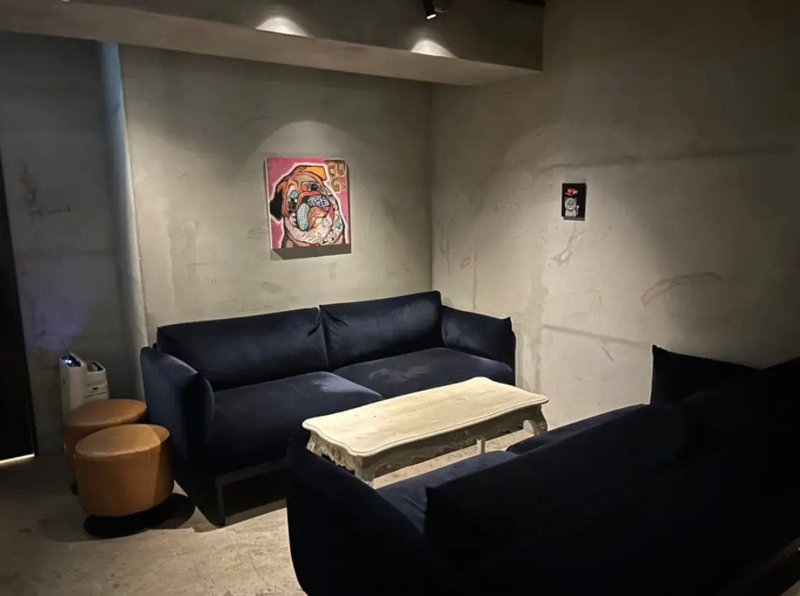 六本木スワロウハウス 店内写真