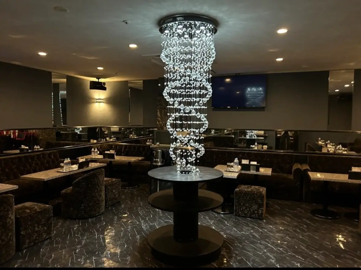 自由ヶ丘アムー店内画像