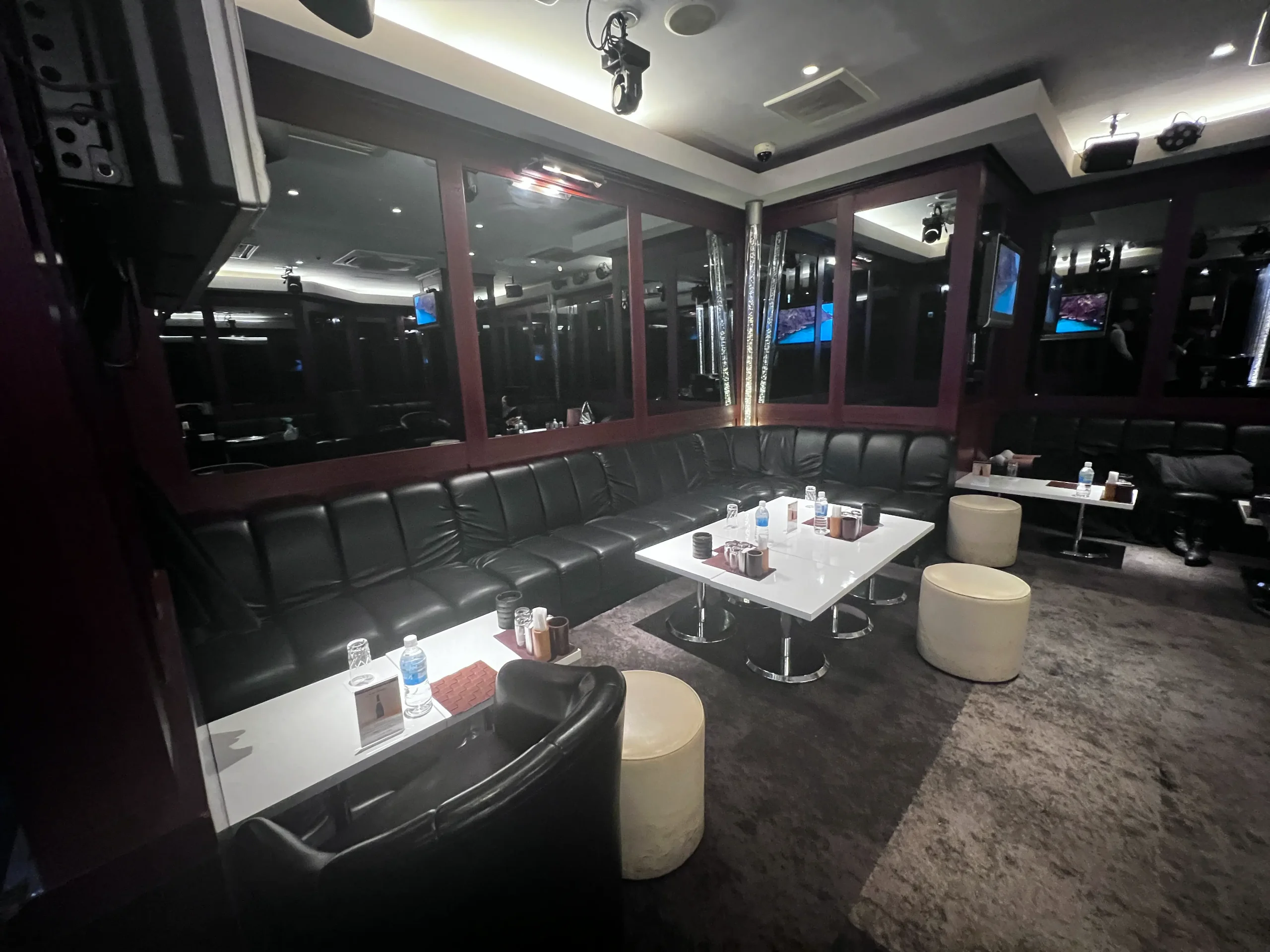 池袋東口フェニックス 店内写真