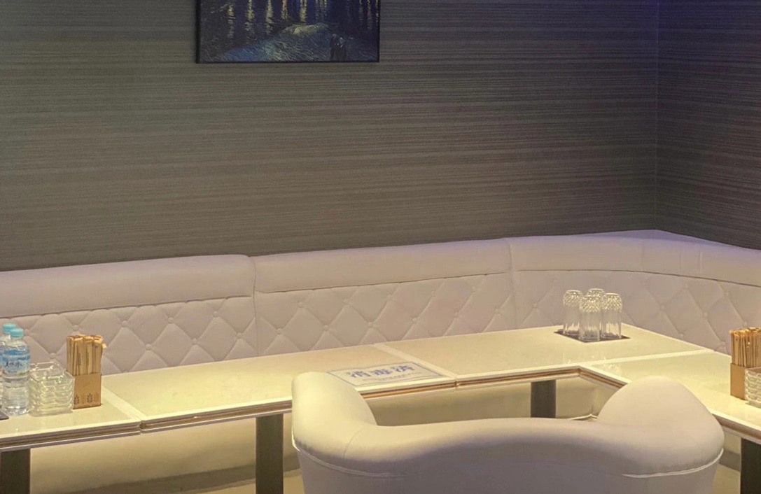 五井クラブナウ店内画像