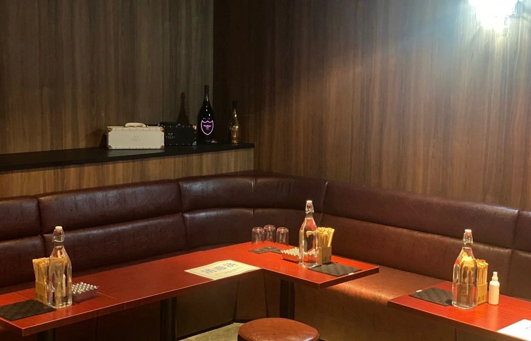 五井クラブナウ店内画像