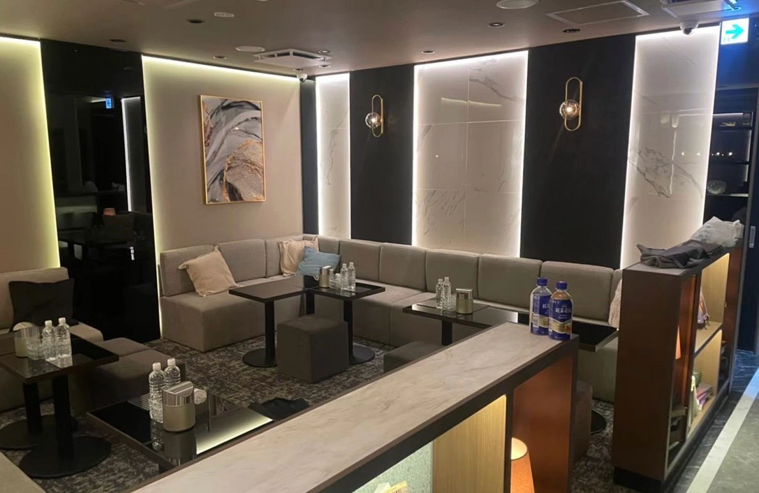 五井エデン店内画像