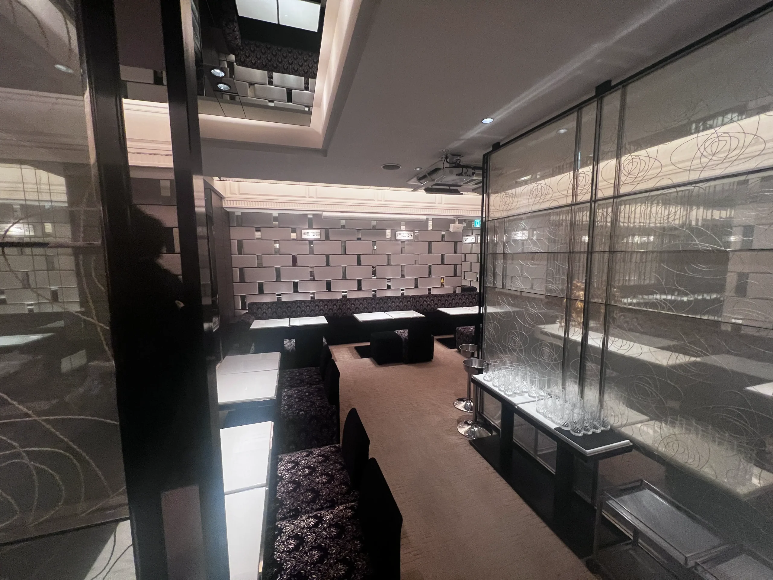 銀座パピヨン 店内写真