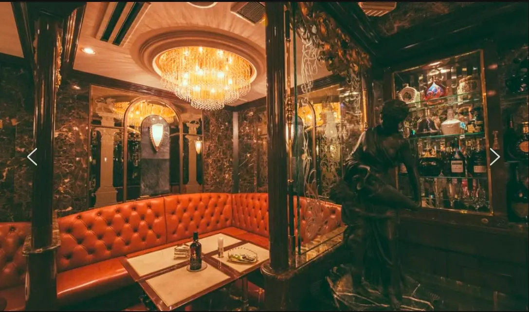 銀座利恵店内画像