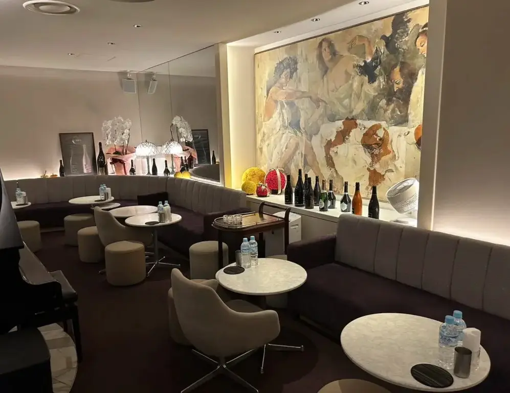 銀座ニューパルテノン店内画像