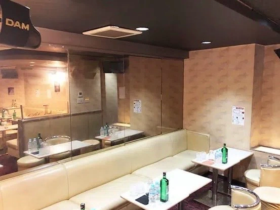 千葉富士見町クラブL店内写真