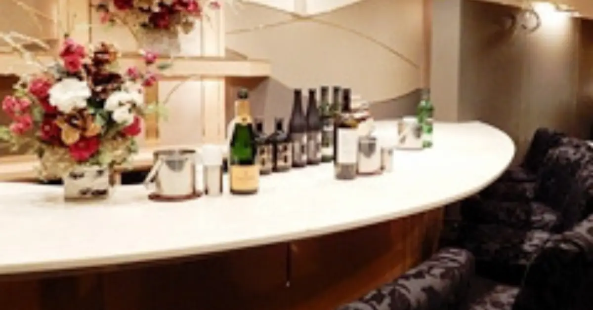 銀座リトルビー店内写真