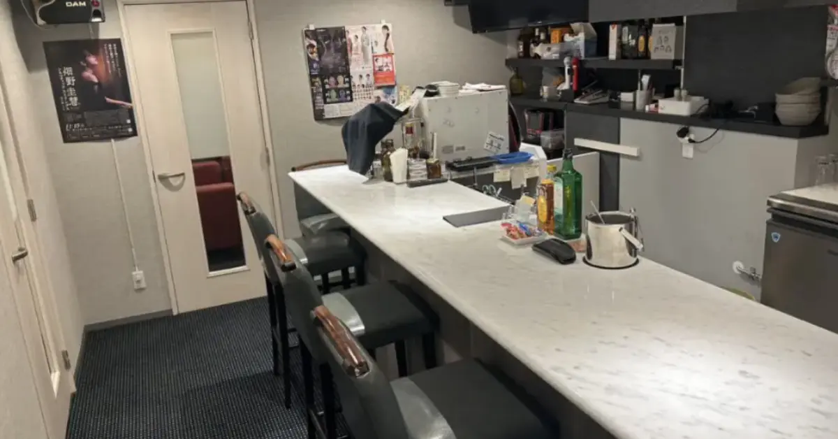 銀座ヒルコレスナック 店内写真