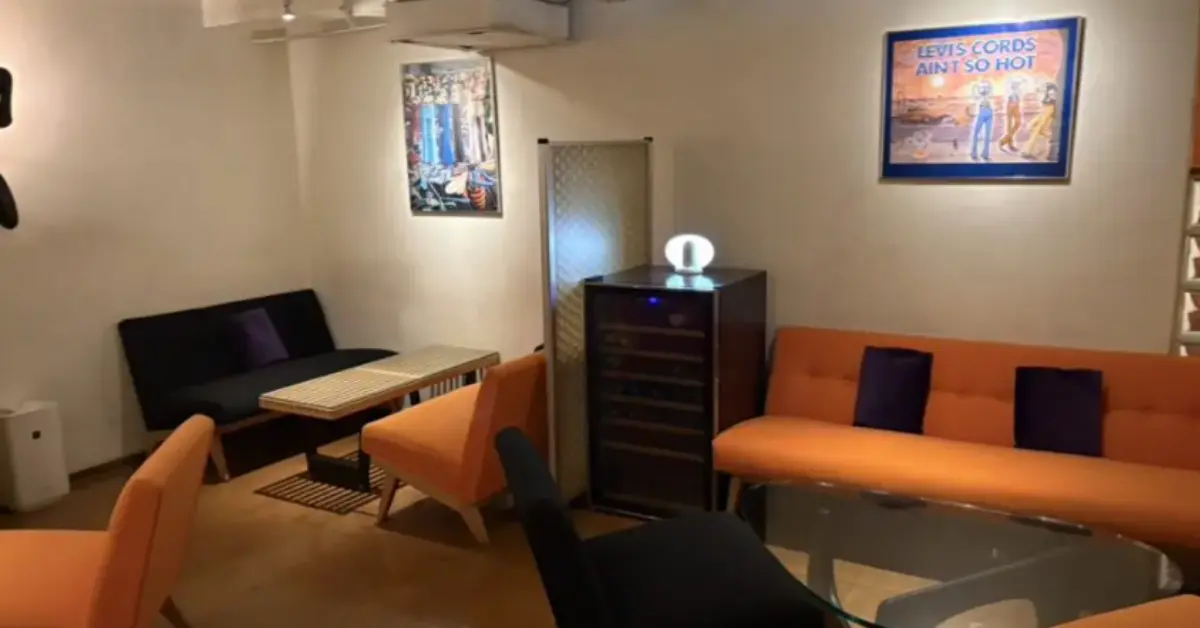 銀座ラウンジ 店内写真