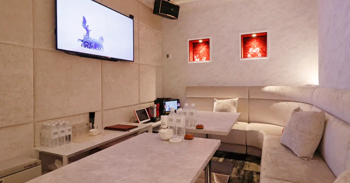 銀座アジト　店内写真