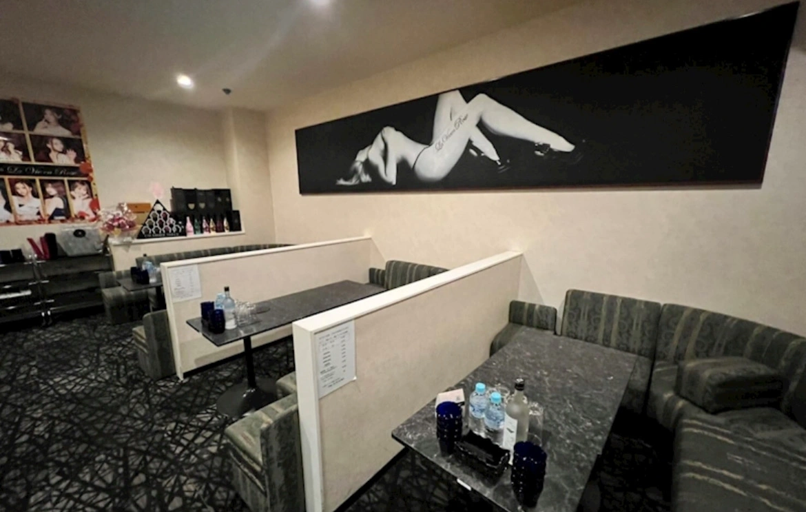 君津アヴェアンローズ店内写真