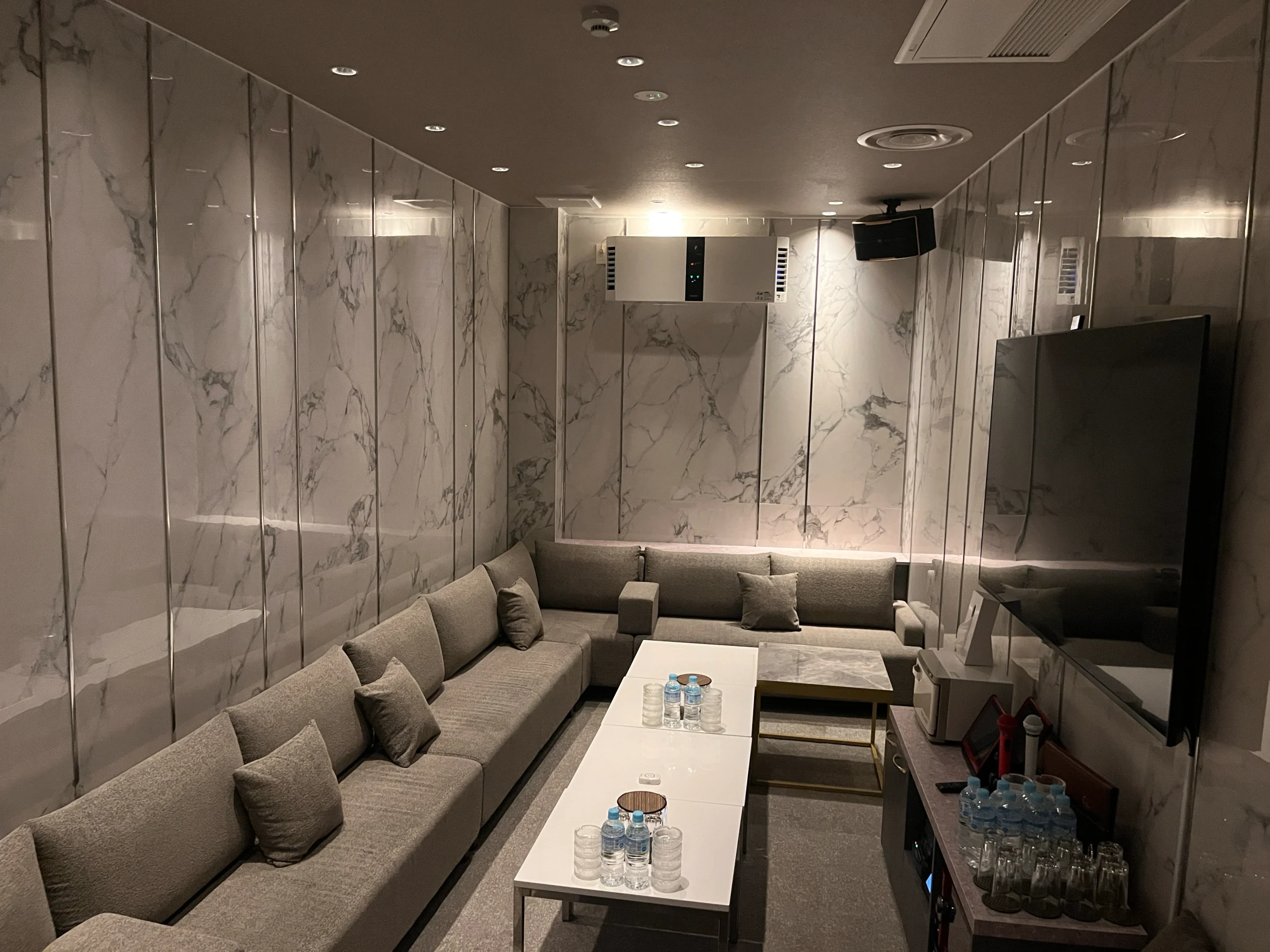 クラブプレミア木更津店内写真