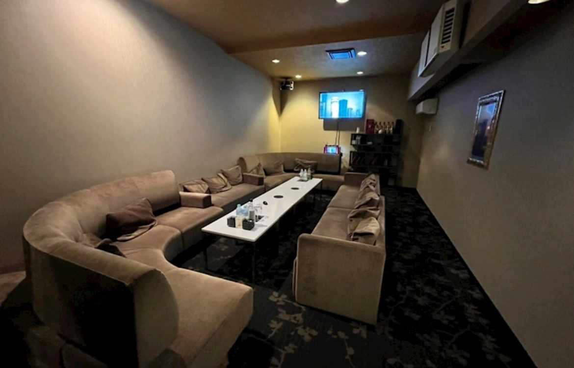 君津アヴェアンローズ店内写真