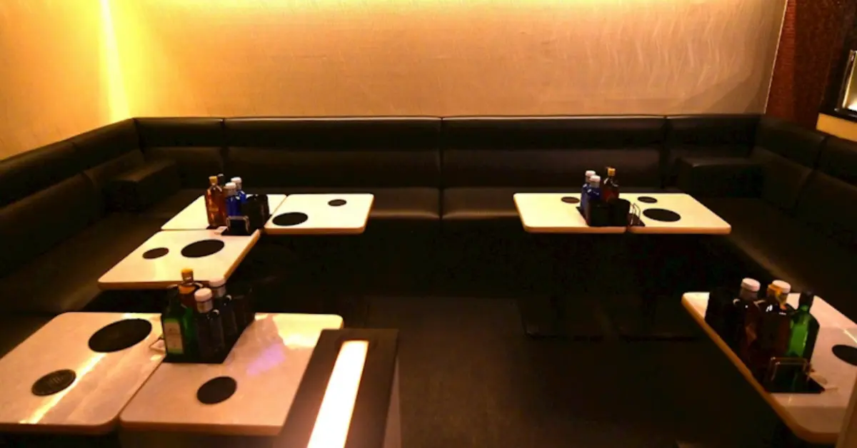 柏バース店内写真