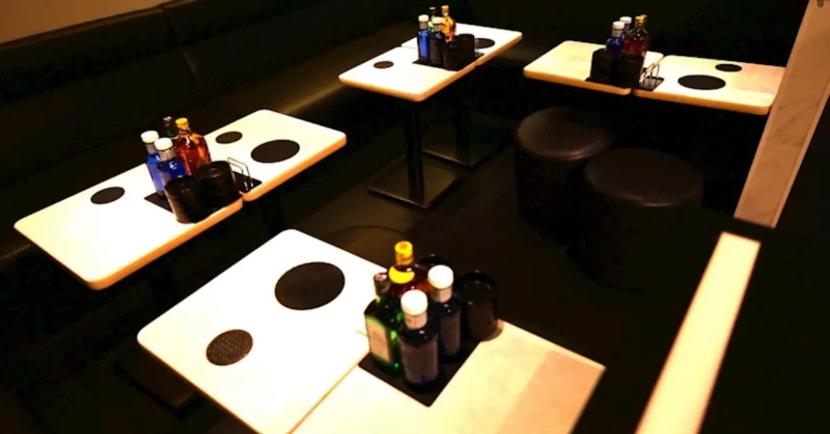 柏バース店内写真