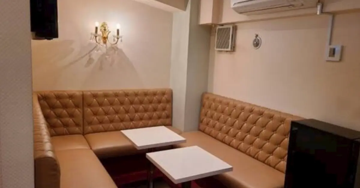 銀座スナックワン店内写真