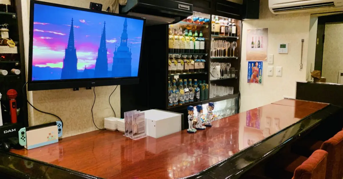 銀座スナックラウンジマリア店内写真