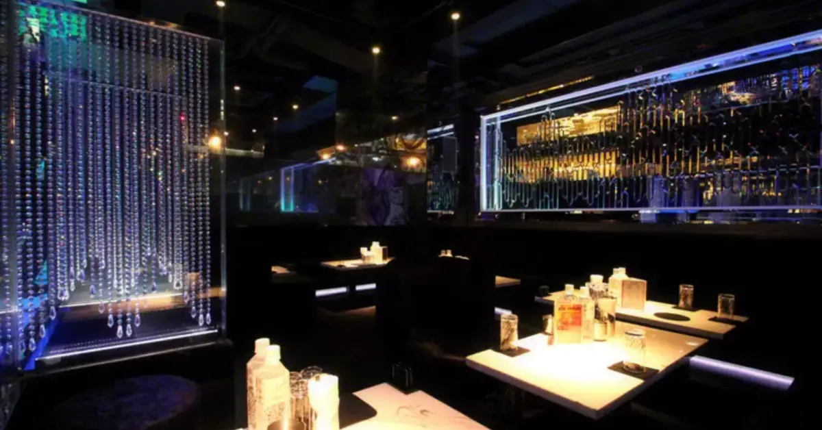 新宿ディアレストのメインフロア（店内内装）-キャバクラ体入求人