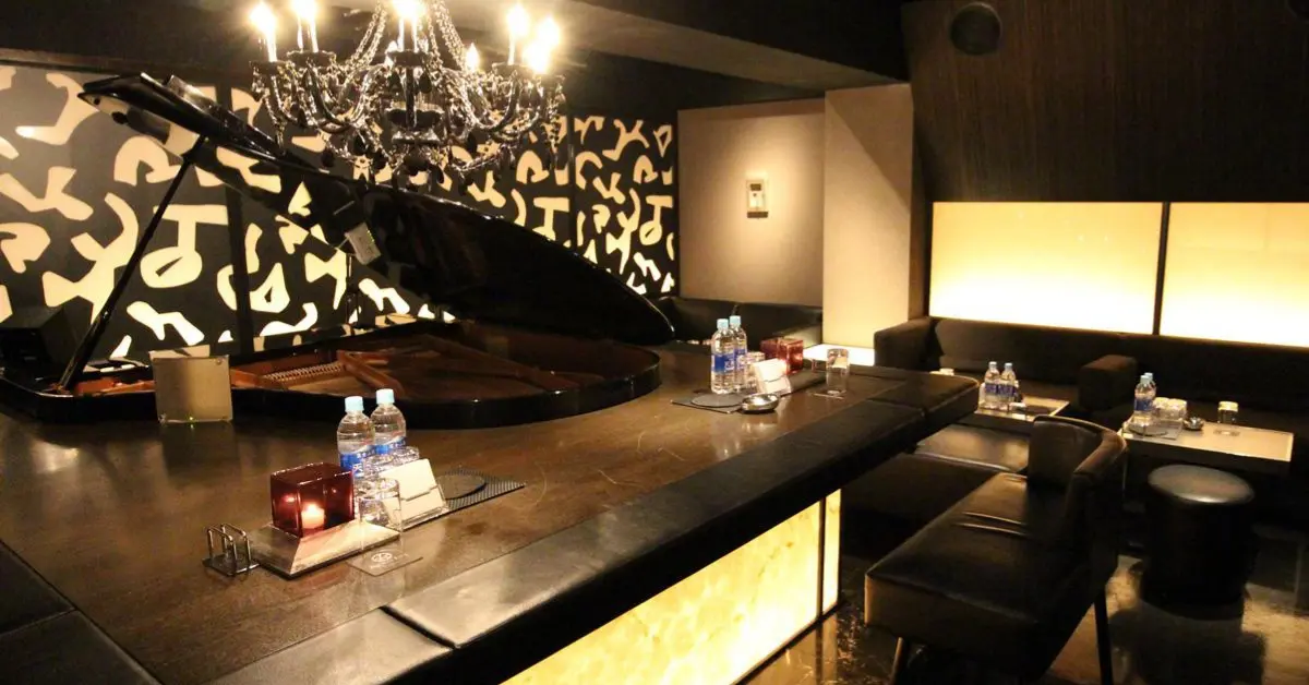 新宿フォーティーファイブのメインフロア（店内内装）-キャバクラ体入求人