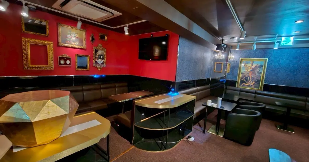 神田アールのメインフロア（店内内装） - キャバクラ体入求人